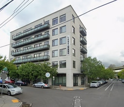 1919 NW Quimby St, Portland, OR à louer Photo intérieure– Image 1 sur 5