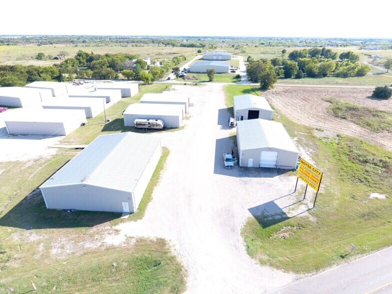 6131 W Interstate 30, Royse City, TX à louer - Photo de l’immeuble – Image 1 sur 5