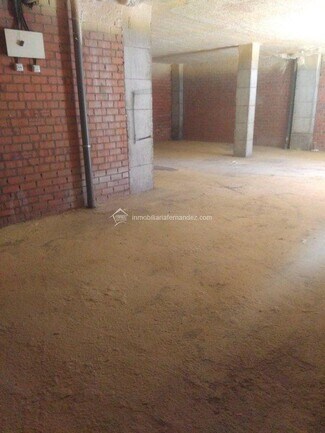 Plus de détails pour Local commercial à vendre