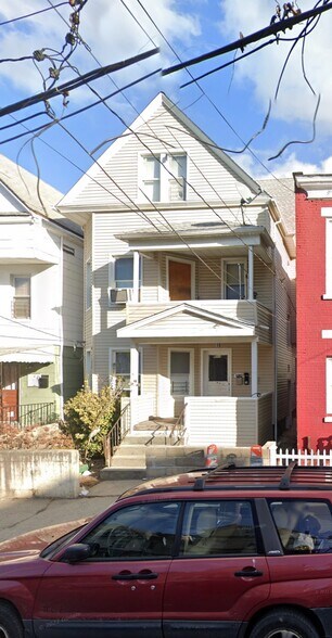16 Saratoga Ave, Yonkers, NY à vendre - Photo de l’immeuble – Image 2 sur 3