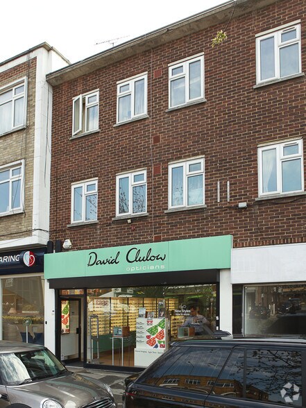 297 High Rd, Loughton à vendre - Photo de l’immeuble – Image 2 sur 3