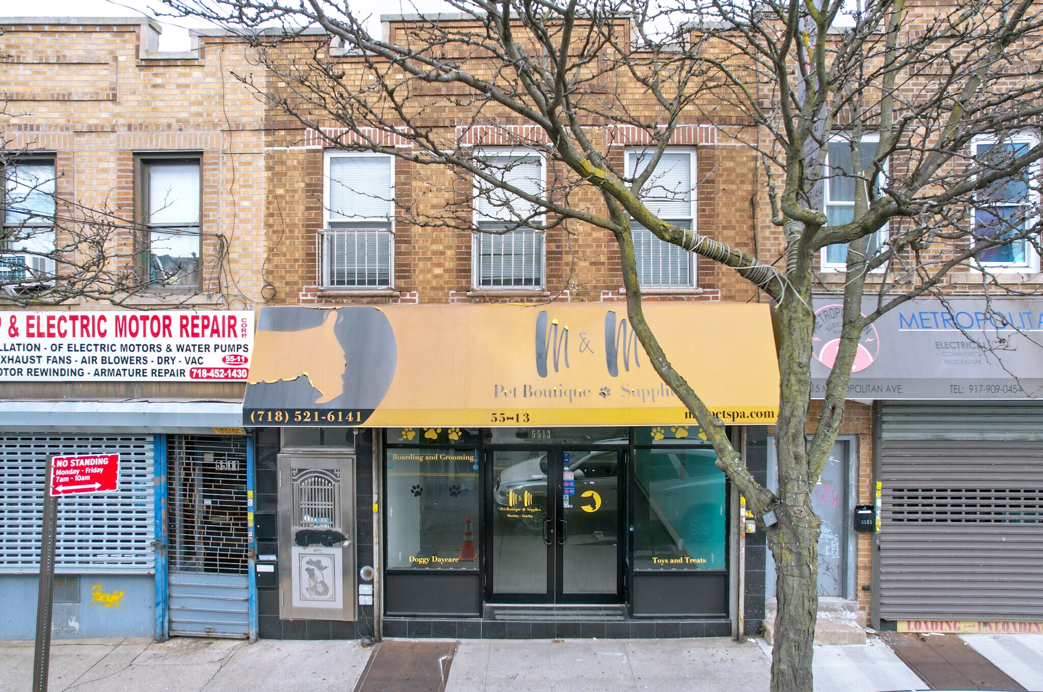 55-13 Metropolitan Ave, Ridgewood, NY à louer Photo de l’immeuble– Image 1 sur 15