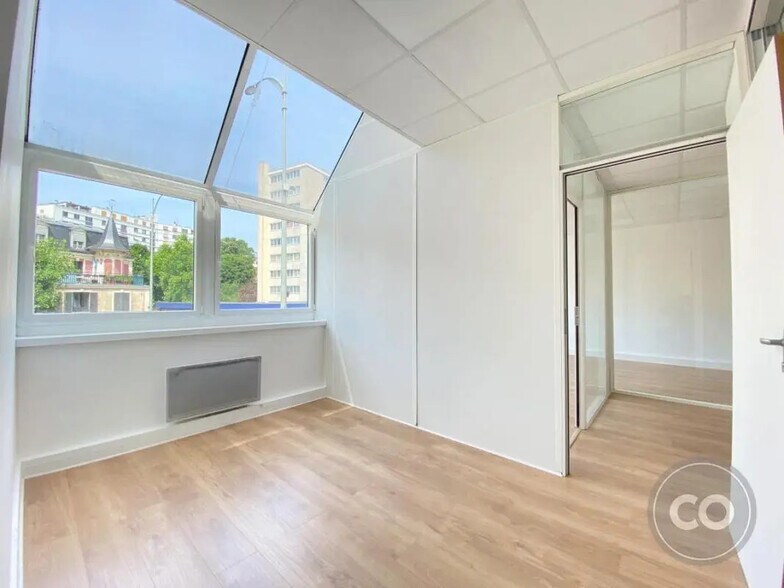 Bureau dans Sèvres à louer - Photo de l’immeuble – Image 3 sur 5