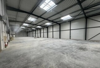 Local d’activités dans Ferrières-en-Brie à louer Photo intérieure– Image 1 sur 4