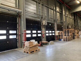 Plus de détails pour Industriel/Logistique à louer