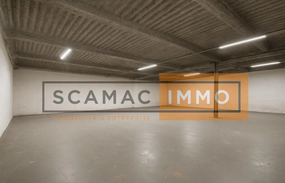 Industriel/Logistique dans VILLIERS-SUR-MARNE à louer - Photo de l’immeuble – Image 1 sur 7