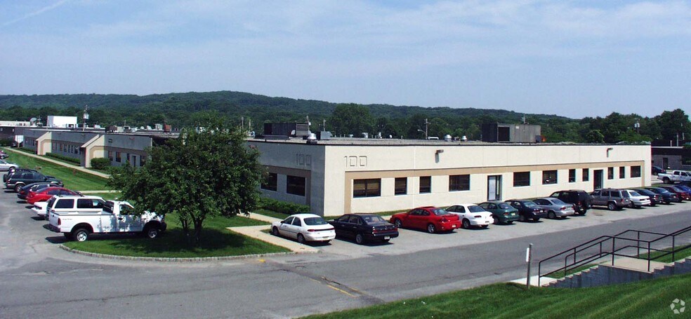 100 Ford Rd, Denville, NJ à louer - Photo de l’immeuble – Image 2 sur 3