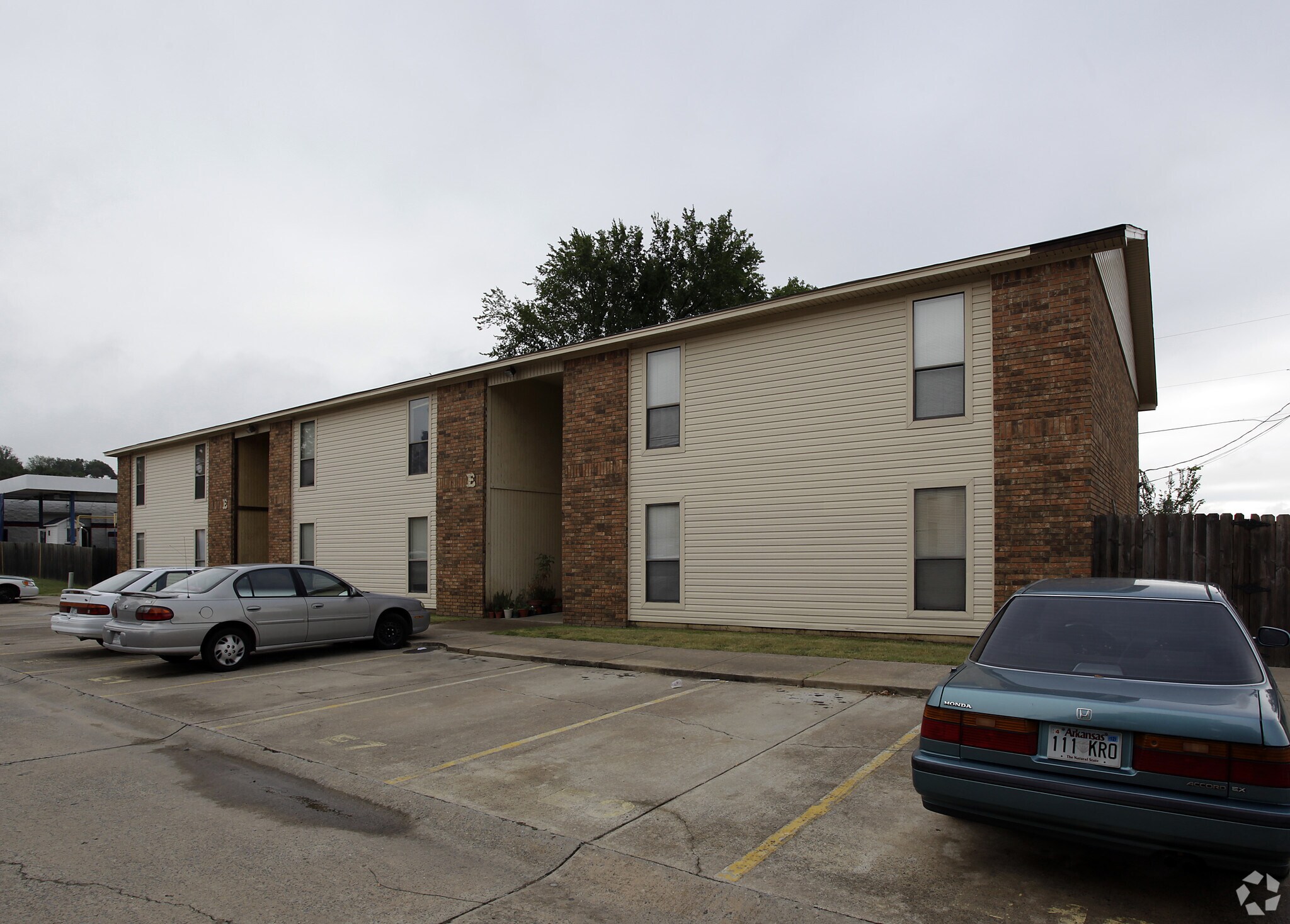 1608 Cherry St, Conway, AR à vendre Photo principale– Image 1 sur 8