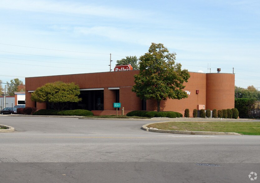 411 W Lincoln Hwy, New Haven, IN à vendre - Photo de l’immeuble – Image 2 sur 2