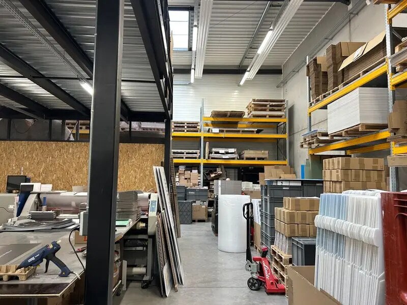 Local d'activités dans Lezennes à vendre Photo intérieure– Image 1 sur 4