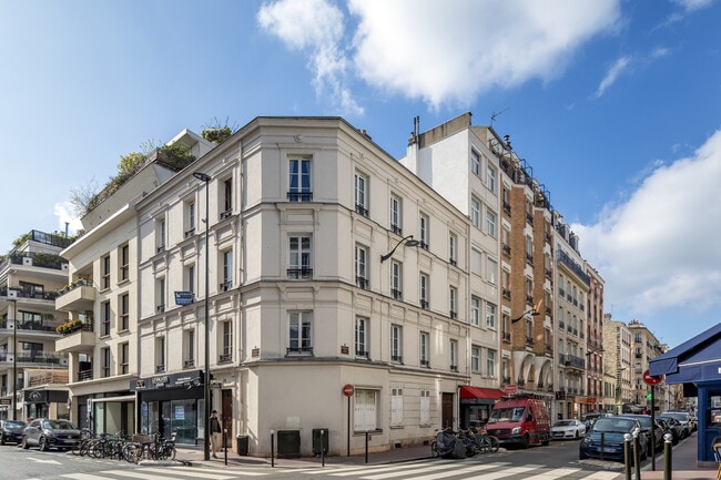 Plus de détails pour Local commercial à louer