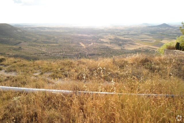 Terrain dans Trijueque, Guadalajara à vendre - Photo principale – Image 1 sur 2