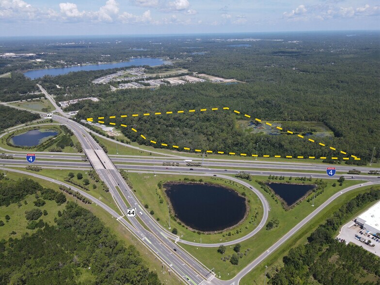 2901 E New York Ave, Deland, FL à vendre - Photo de l’immeuble – Image 1 sur 2