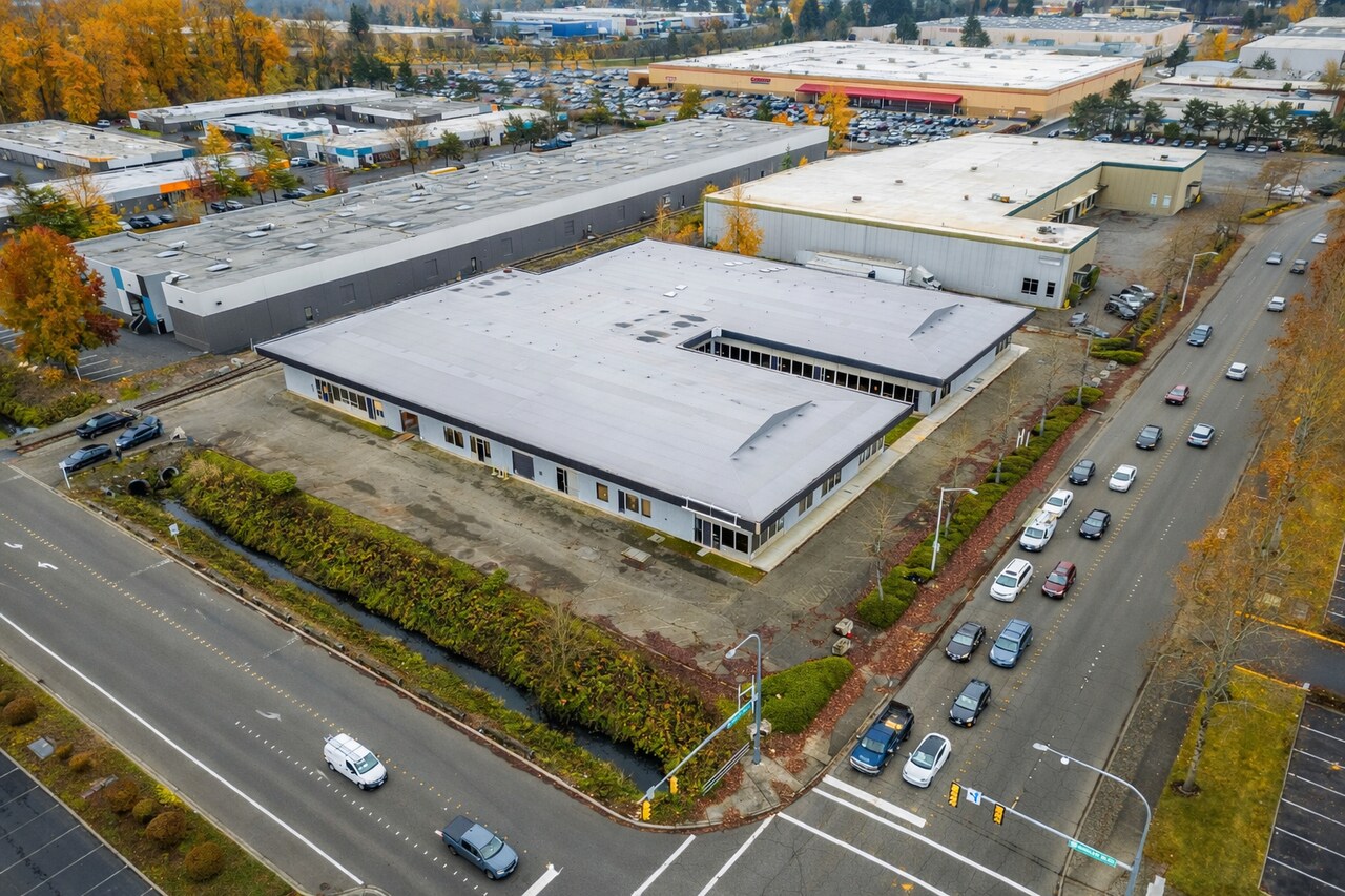 950 Andover Park E, Tukwila, WA à vendre Photo de l’immeuble– Image 1 sur 11