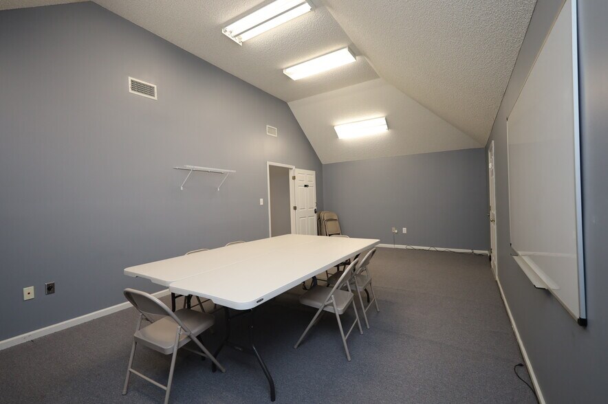 3470 N Valdosta Rd, Valdosta, GA à louer - Photo intérieure – Image 2 sur 41