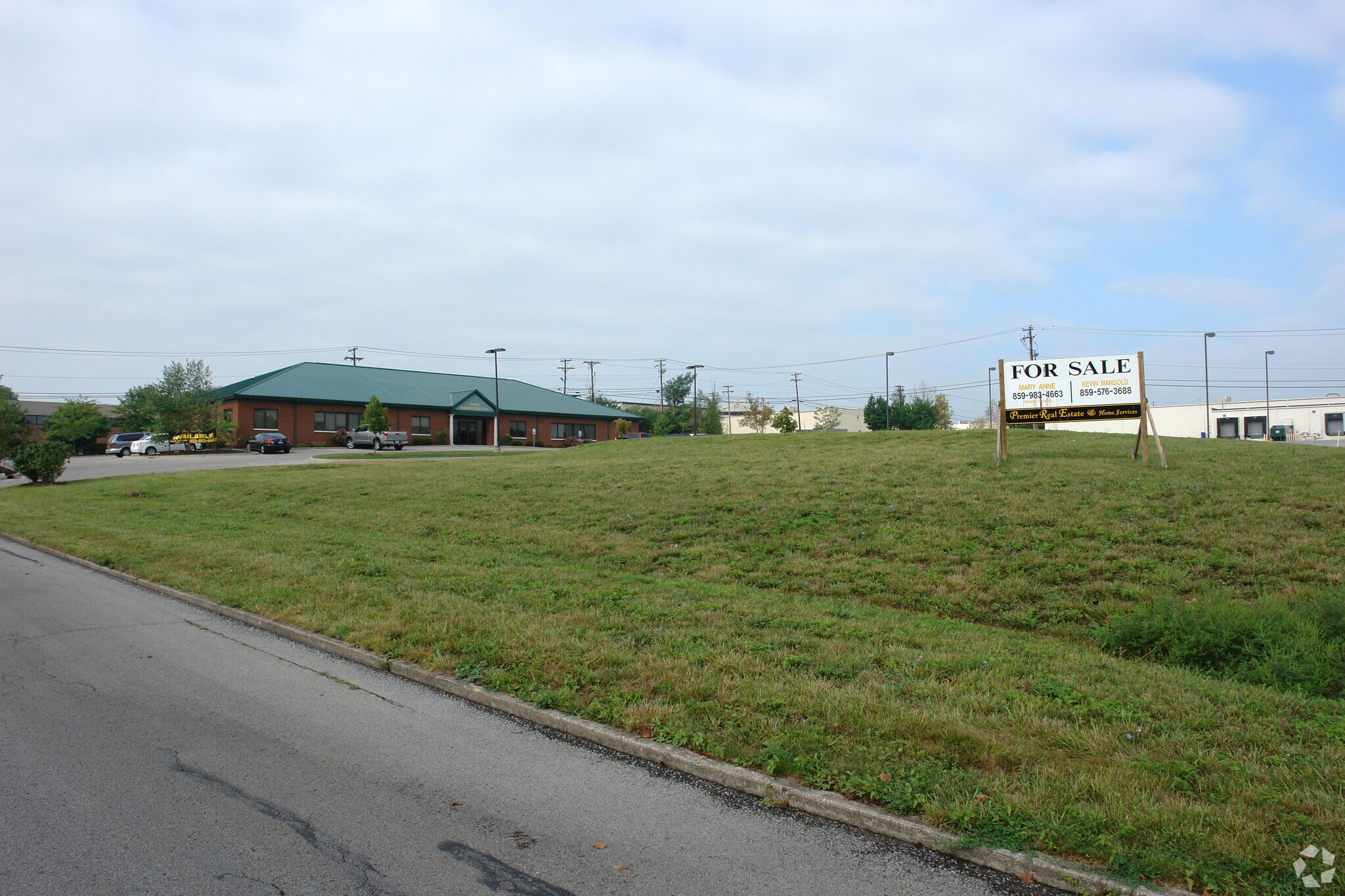 3241 Loch Ness Dr, Lexington, KY à vendre Photo principale– Image 1 sur 9