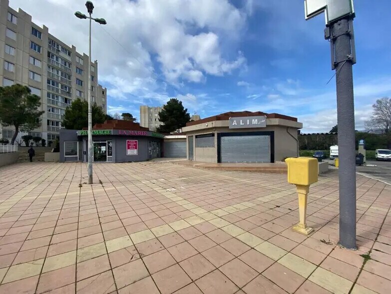 Local commercial dans Marseille à vendre - Photo de l’immeuble – Image 1 sur 5
