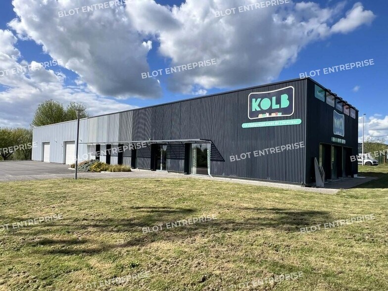 Industriel/Logistique dans Acigné à louer - Photo de l’immeuble – Image 1 sur 10