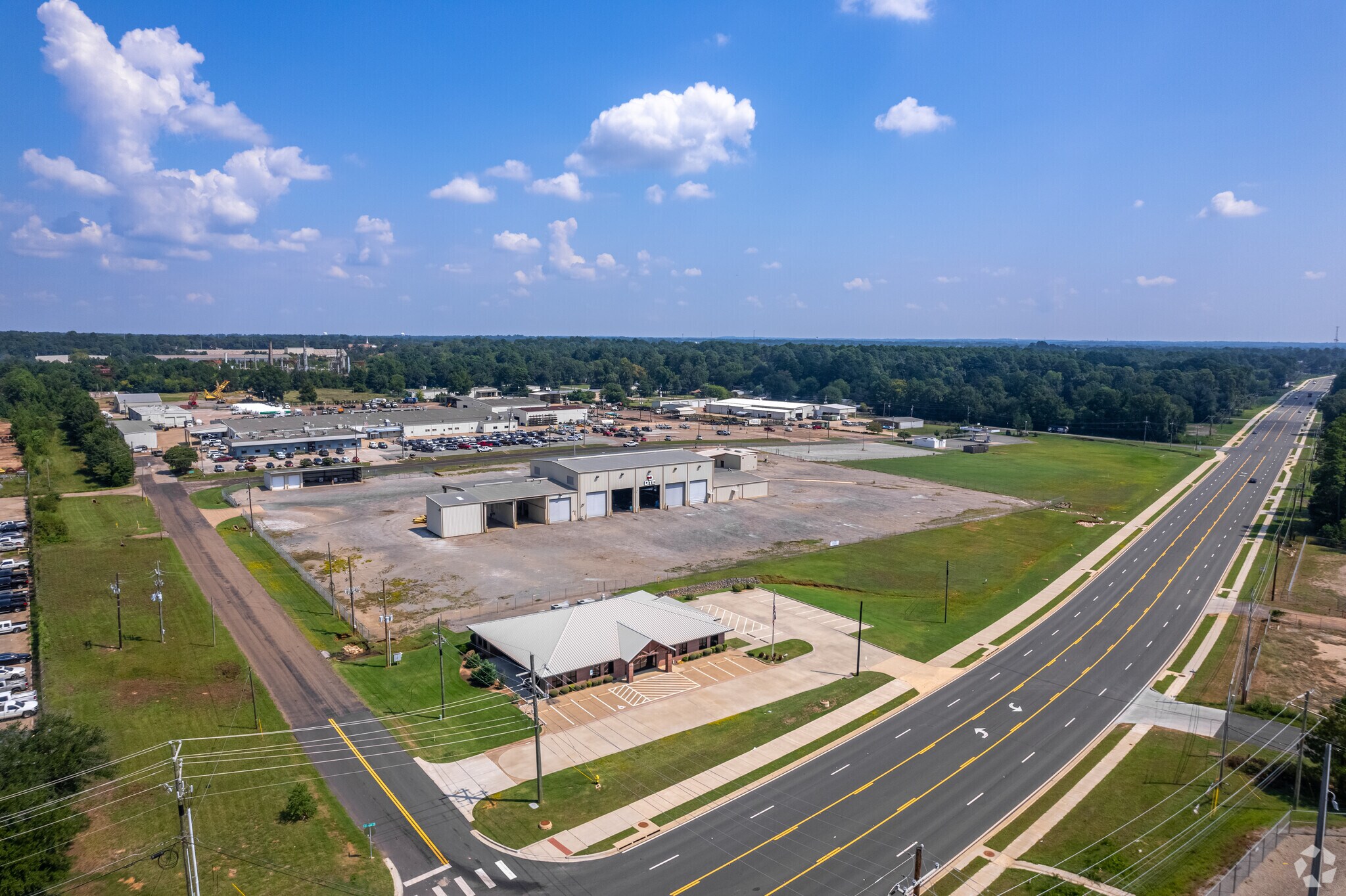 851 W Harrison Rd, Longview, TX à vendre Aérien– Image 1 sur 27