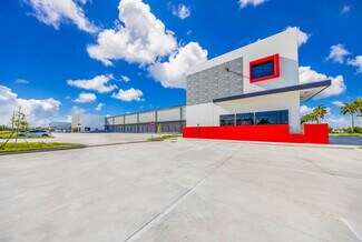 Plus de détails pour 14101 NW 112th Ave, Hialeah Gardens, FL - Industriel/Logistique à louer