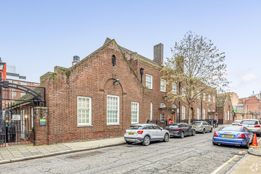 25 Settles St, Londres à louer - Photo principale – Image 1 sur 65