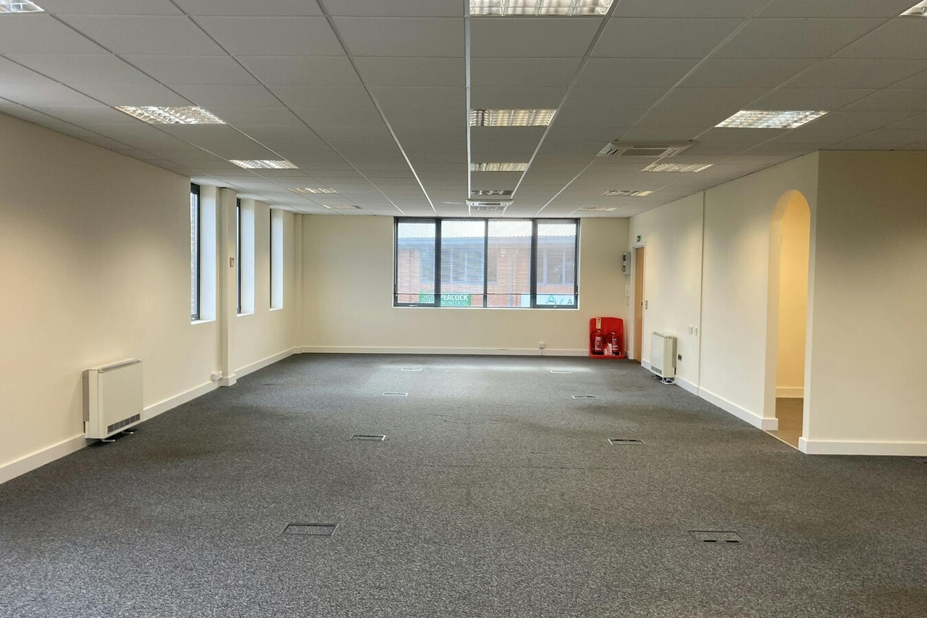 Bell Ln, Amersham, BKM HP6 6GL - Lot A11 - - Photo intérieure - Image 1 of 4