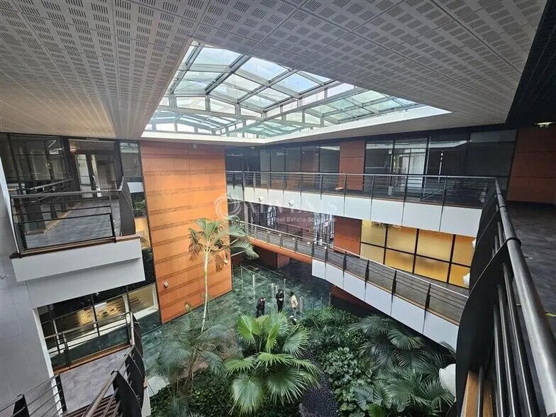 Bureau dans Rosny-sous-Bois à louer - Photo intérieure – Image 1 sur 12