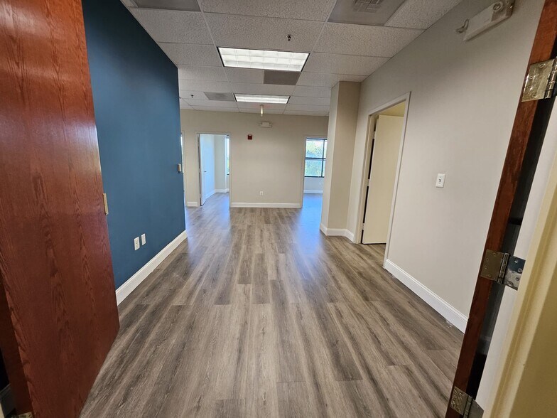 9161 Liberia Ave, Manassas, VA à louer - Photo intérieure – Image 3 sur 49