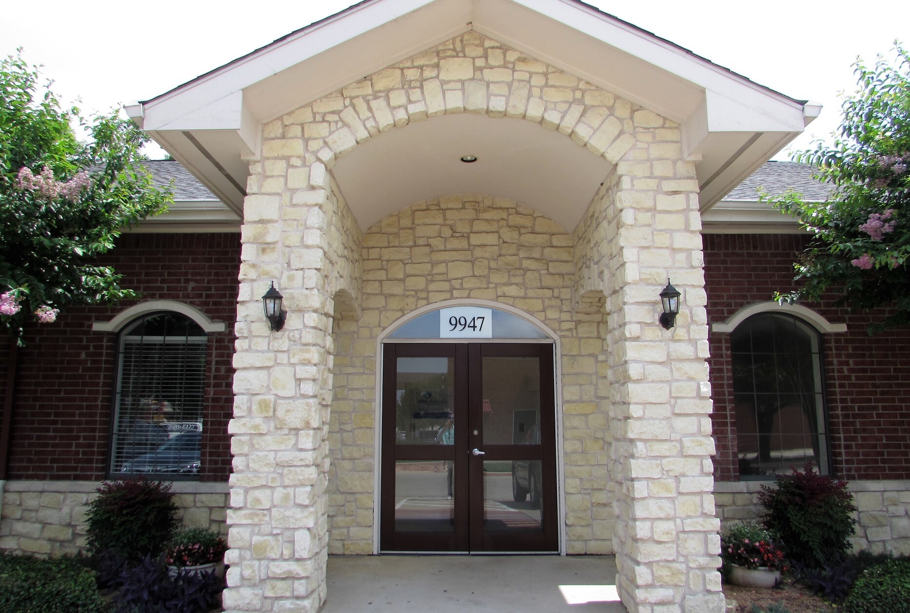 9947 N MacArthur Blvd, Irving, TX à louer Photo de l’immeuble– Image 1 sur 23
