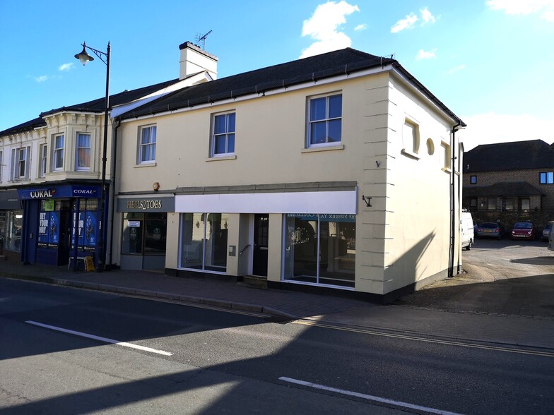 2 High St, Pulborough à louer - Photo de l’immeuble – Image 1 sur 1