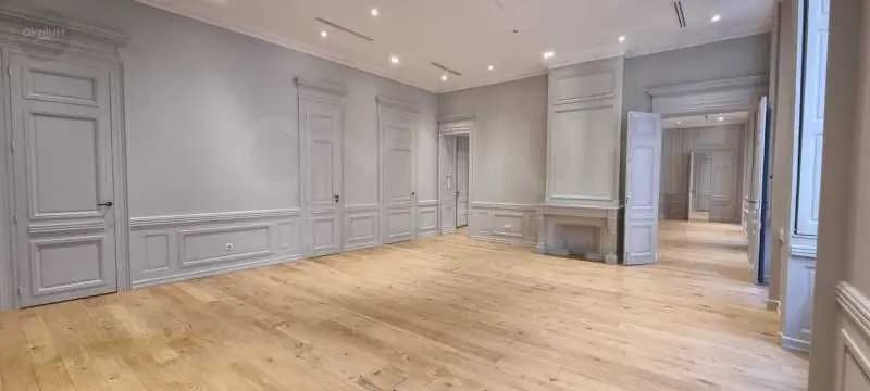 Bureau dans Lyon à louer - Photo intérieure – Image 1 sur 8