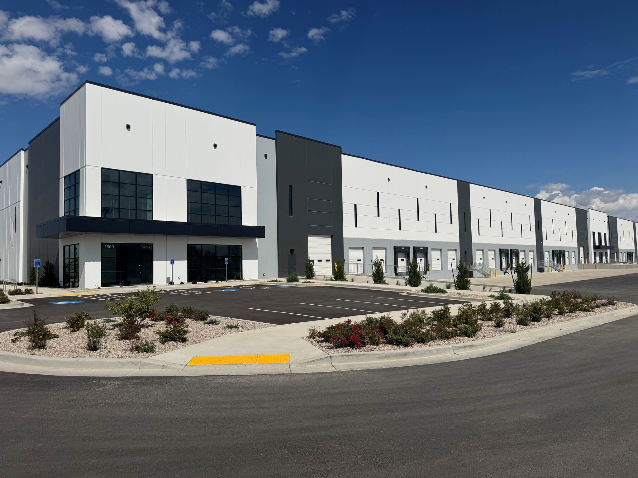 1509 S Gustin Rd, Salt Lake City, UT à louer Photo intérieure– Image 1 sur 3