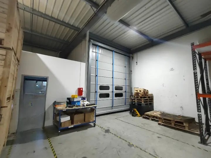 Local d’activités dans Montrabé à louer - Photo de l’immeuble – Image 3 sur 8