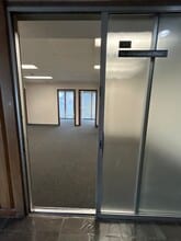 3525 W Peterson Ave, Chicago, IL à louer Photo de l’immeuble– Image 2 sur 7