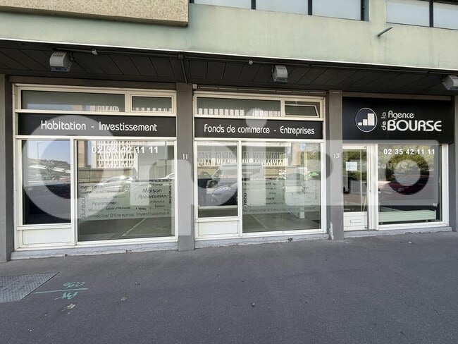 Plus de détails pour Local commercial à louer