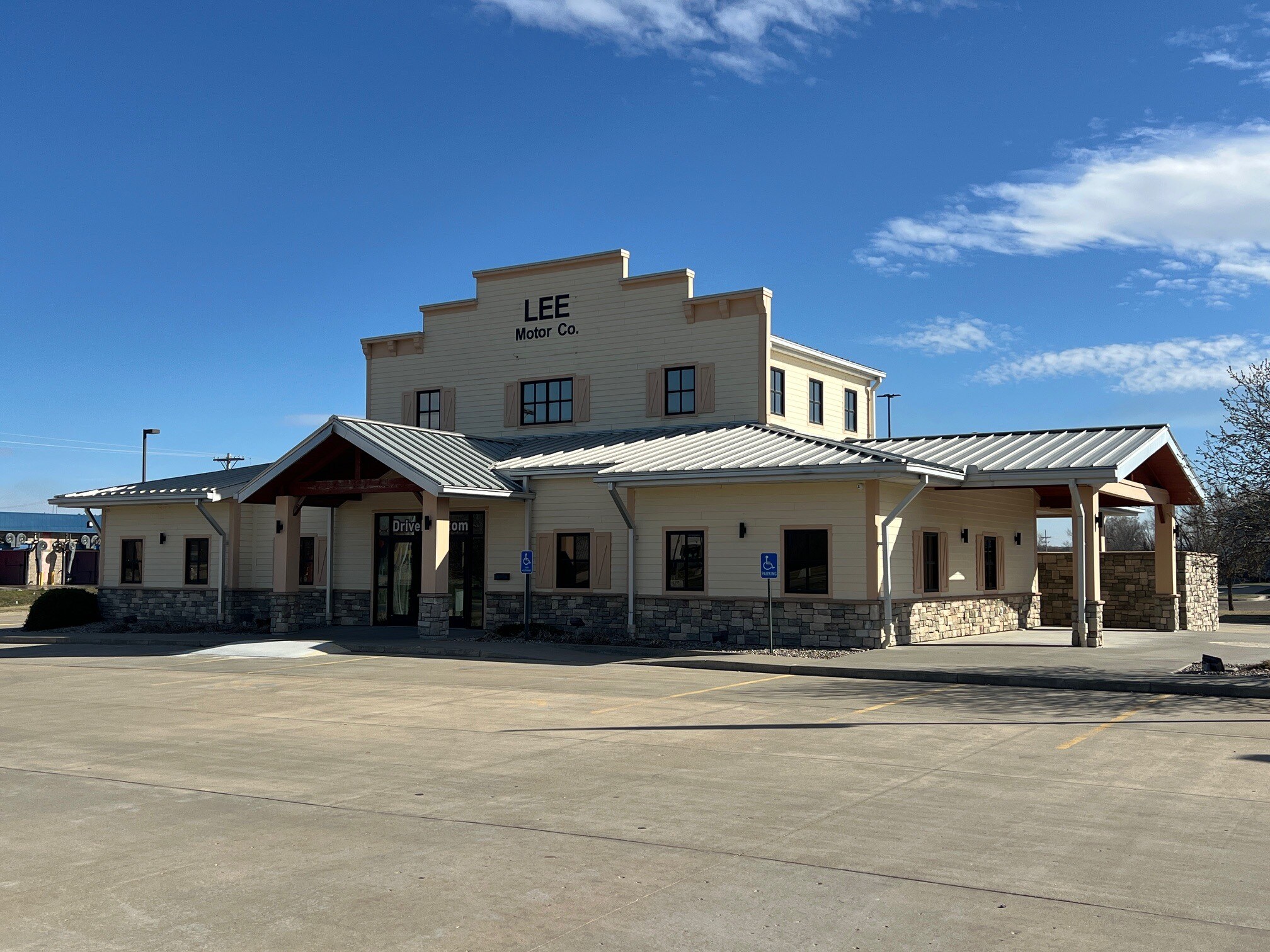 343 E Chestnut St, Junction City, KS à vendre Photo principale– Image 1 sur 7