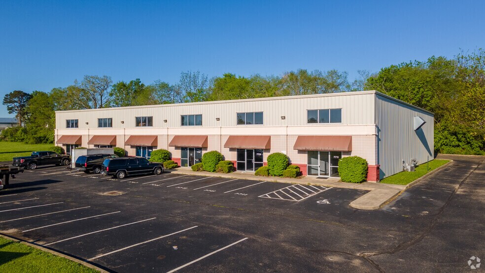 7701-7711 Affinity Dr, Cincinnati, OH à louer - Photo principale – Image 1 sur 19