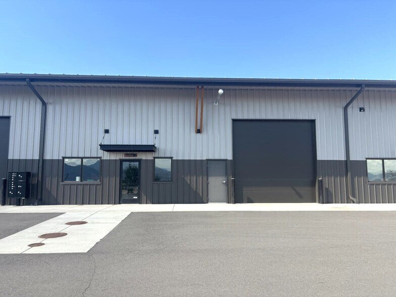 9950 Longacres Ln, Missoula, MT à louer - Photo de l’immeuble – Image 2 sur 4