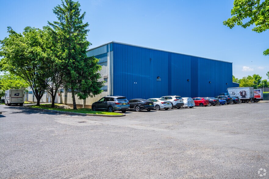 78-82 Henry St, Secaucus, NJ à louer - Photo principale – Image 1 sur 7