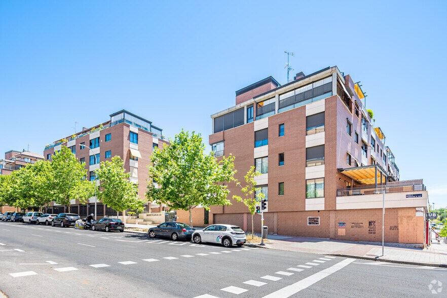 Avenida Monasterio de Silos, 36, Madrid, Madrid à vendre - Photo de l’immeuble – Image 2 sur 2