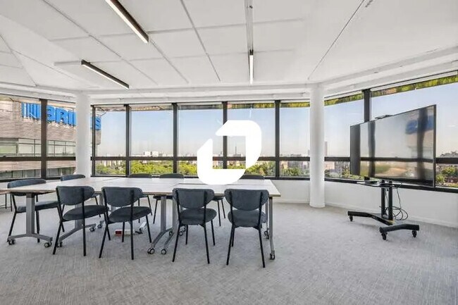 Plus de détails pour 35-39 Boulevard Romain Rolland, Montrouge - Bureau à louer