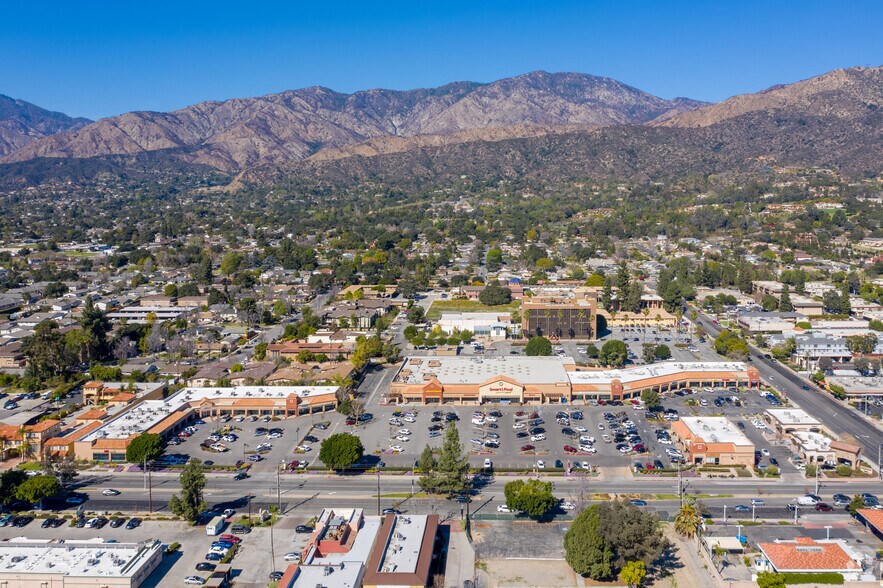 1155-1245 Huntington Dr, Duarte, CA à louer - Photo de l’immeuble – Image 1 sur 8