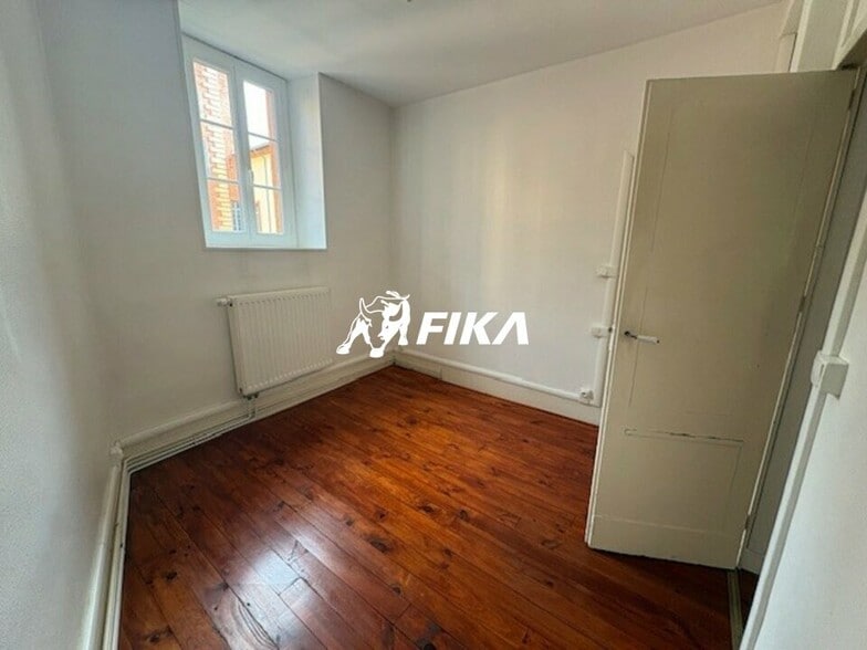 9 Rue Saint Antoine Du T, Toulouse à louer - Photo de l’immeuble – Image 3 sur 6