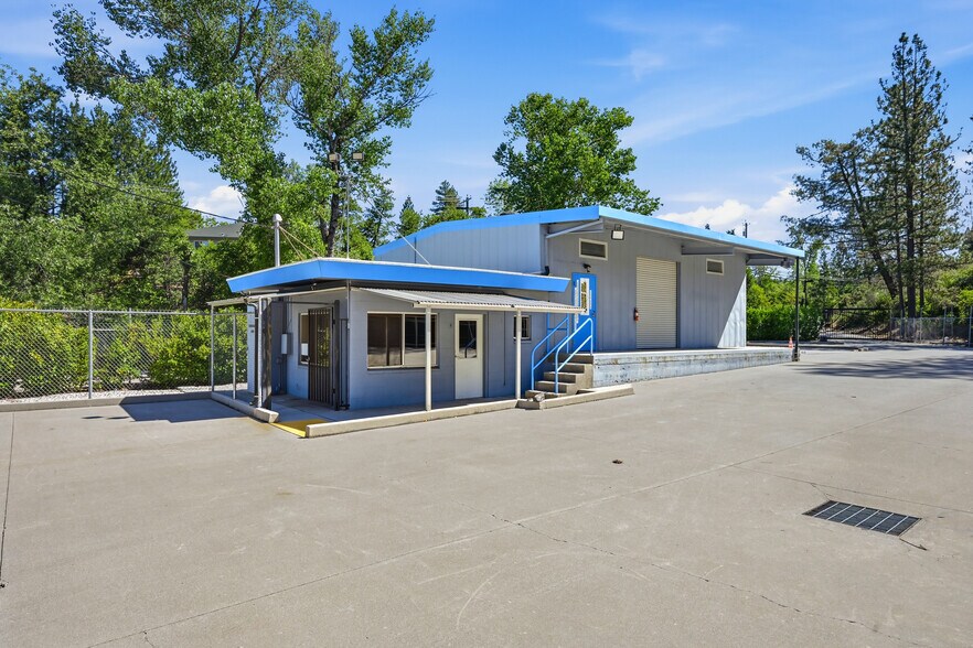 1025 Idaho Maryland Rd, Grass Valley, CA à louer - Photo de l’immeuble – Image 3 sur 25