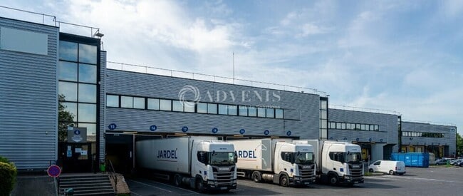 Plus de détails pour 51 Rue Du Commandant Rolland, Le Bourget - Industriel/Logistique à louer