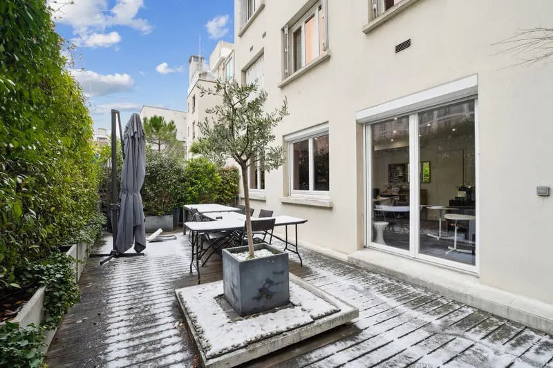 Bureau dans Boulogne-Billancourt à louer - Photo de l’immeuble – Image 1 sur 11