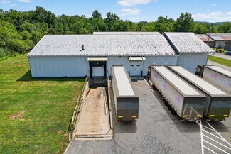 Plus de détails pour 13 Industrial Dr, Florida, NY - Industriel/Logistique à vendre