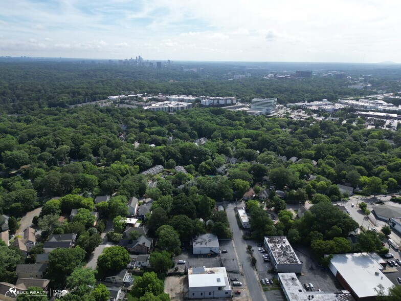 1740 Defoor Pl NW, Atlanta, GA à vendre - Photo de l’immeuble – Image 3 sur 28