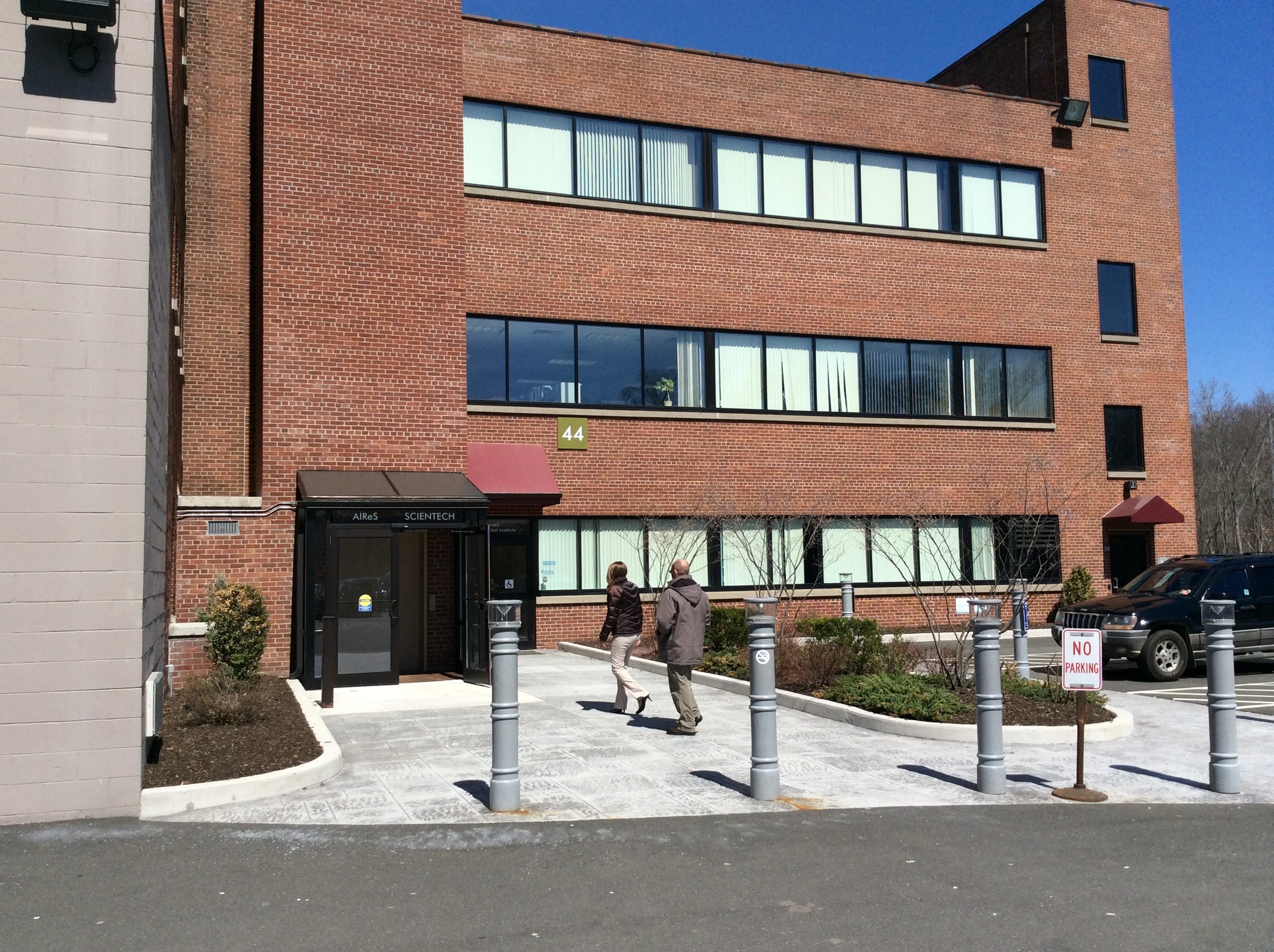 44 Shelter Rock Rd, Danbury, CT à louer Autre– Image 1 sur 8