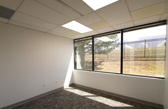 12150-12200 E Briarwood Ave, Centennial, CO à louer Photo intérieure– Image 2 sur 14